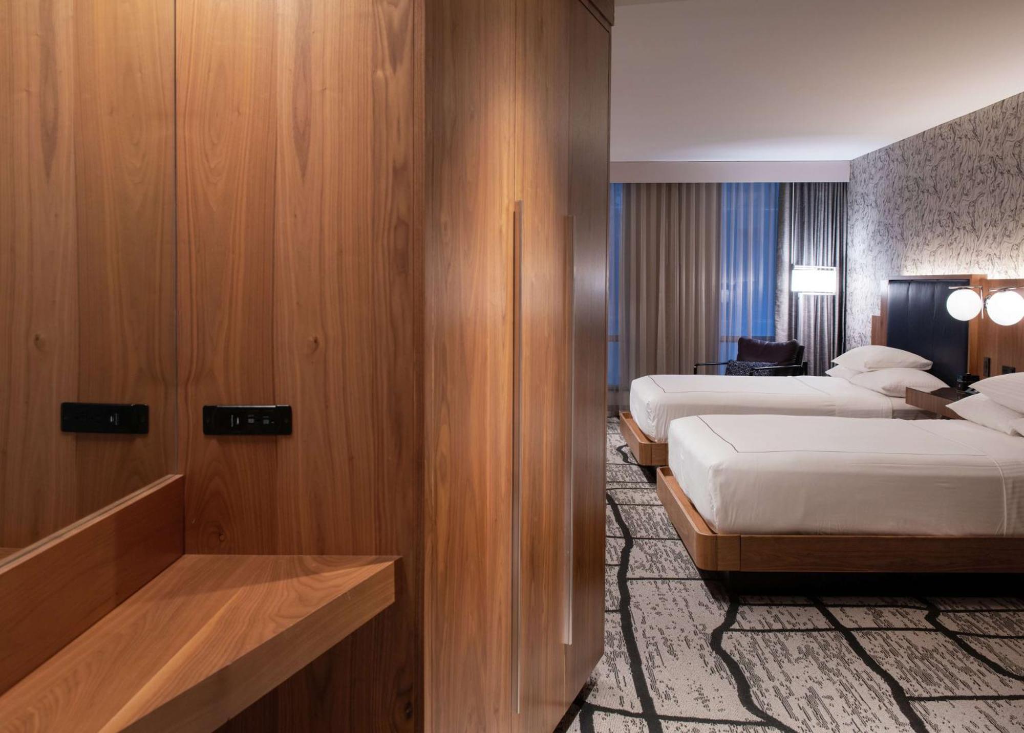 The Charter Hotel Seattle, Curio Collection By Hilton Dış mekan fotoğraf