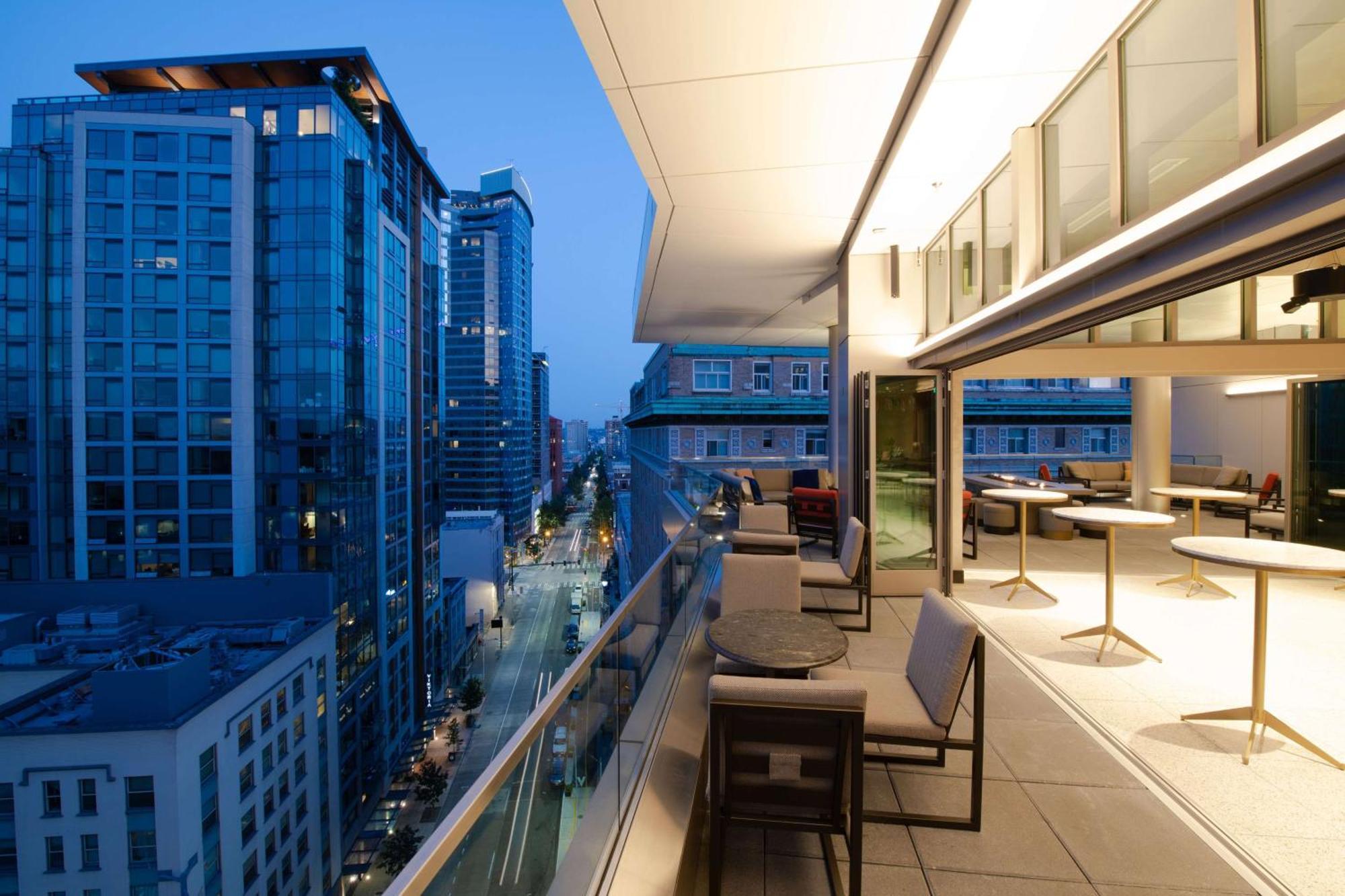 The Charter Hotel Seattle, Curio Collection By Hilton Dış mekan fotoğraf